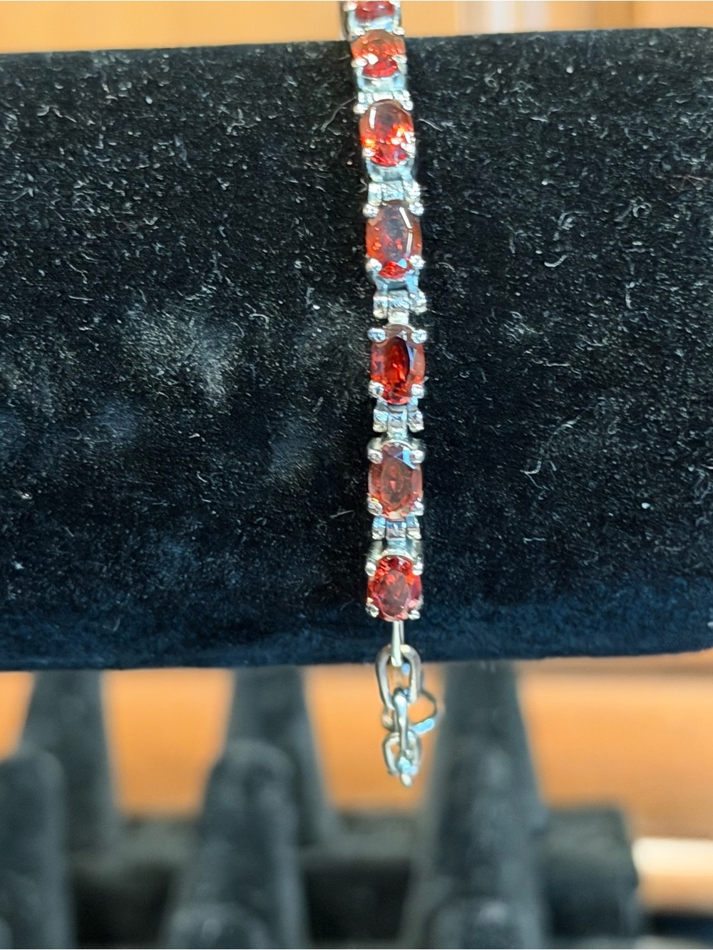 Paperclip Silver Women's Mozambique Garnet Tennis Bracelet - Deep Red